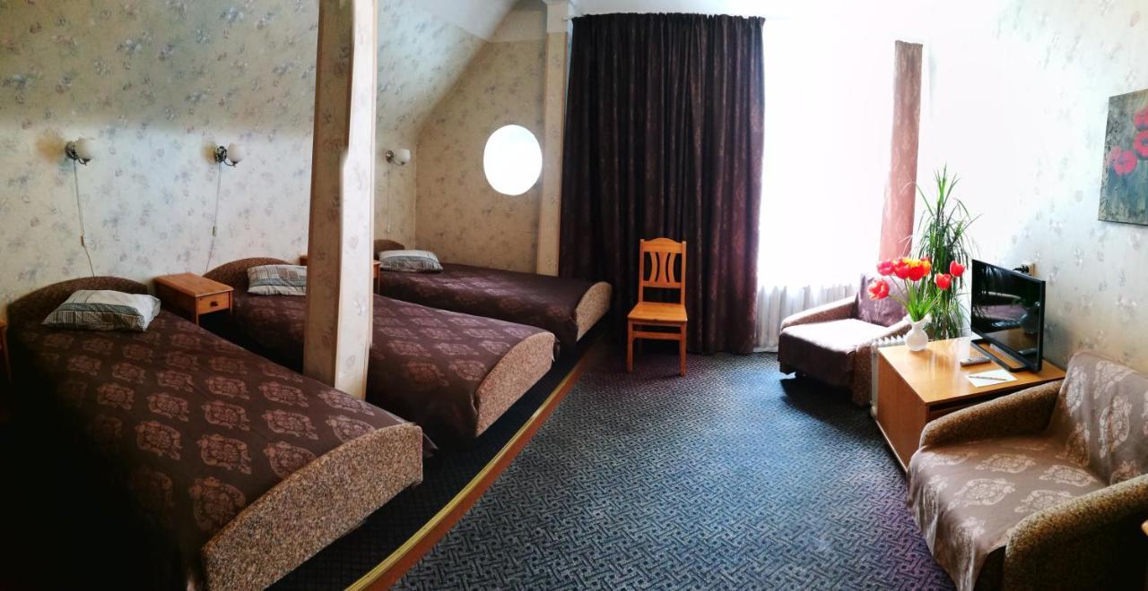 Kalna Ligzda Hotel Smiltene Luaran gambar